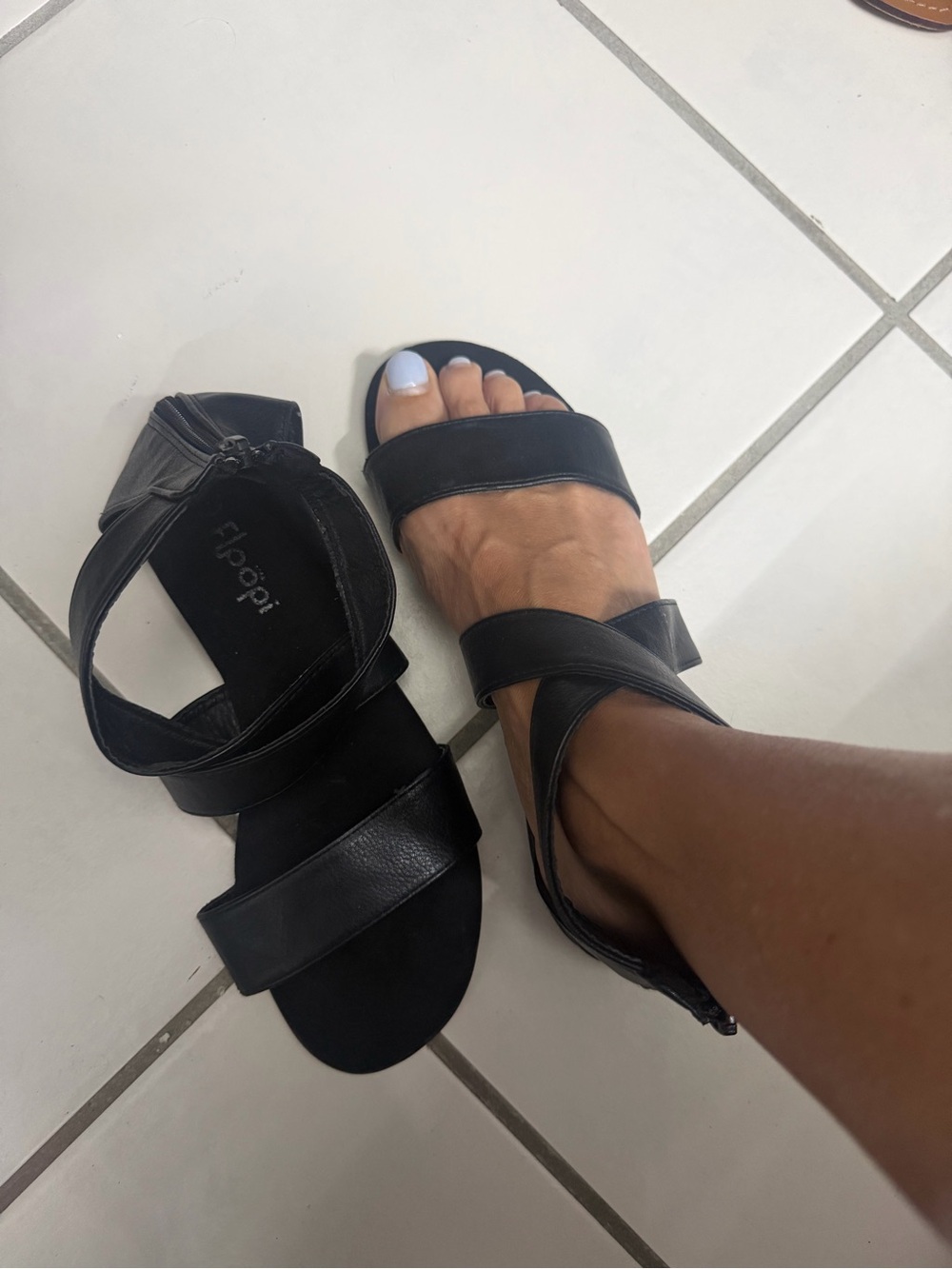 Black Leather Strappy Women's Sandals with Ankle Zip